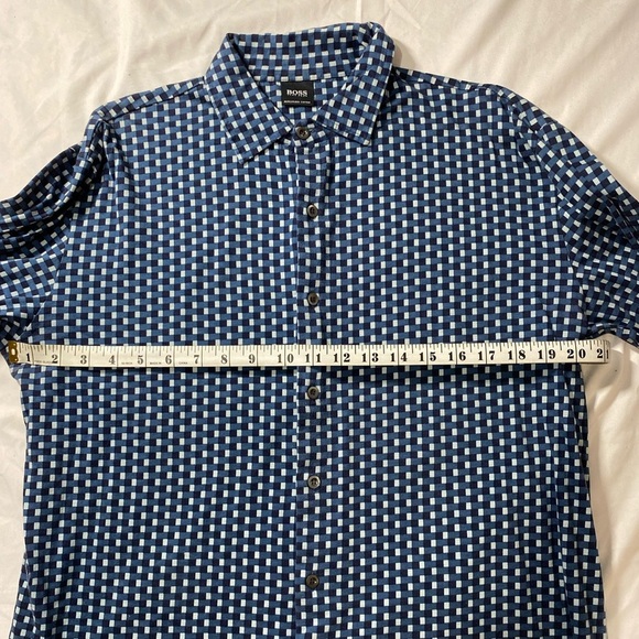 Hugo Boss Shirt - Picture 6 of 7